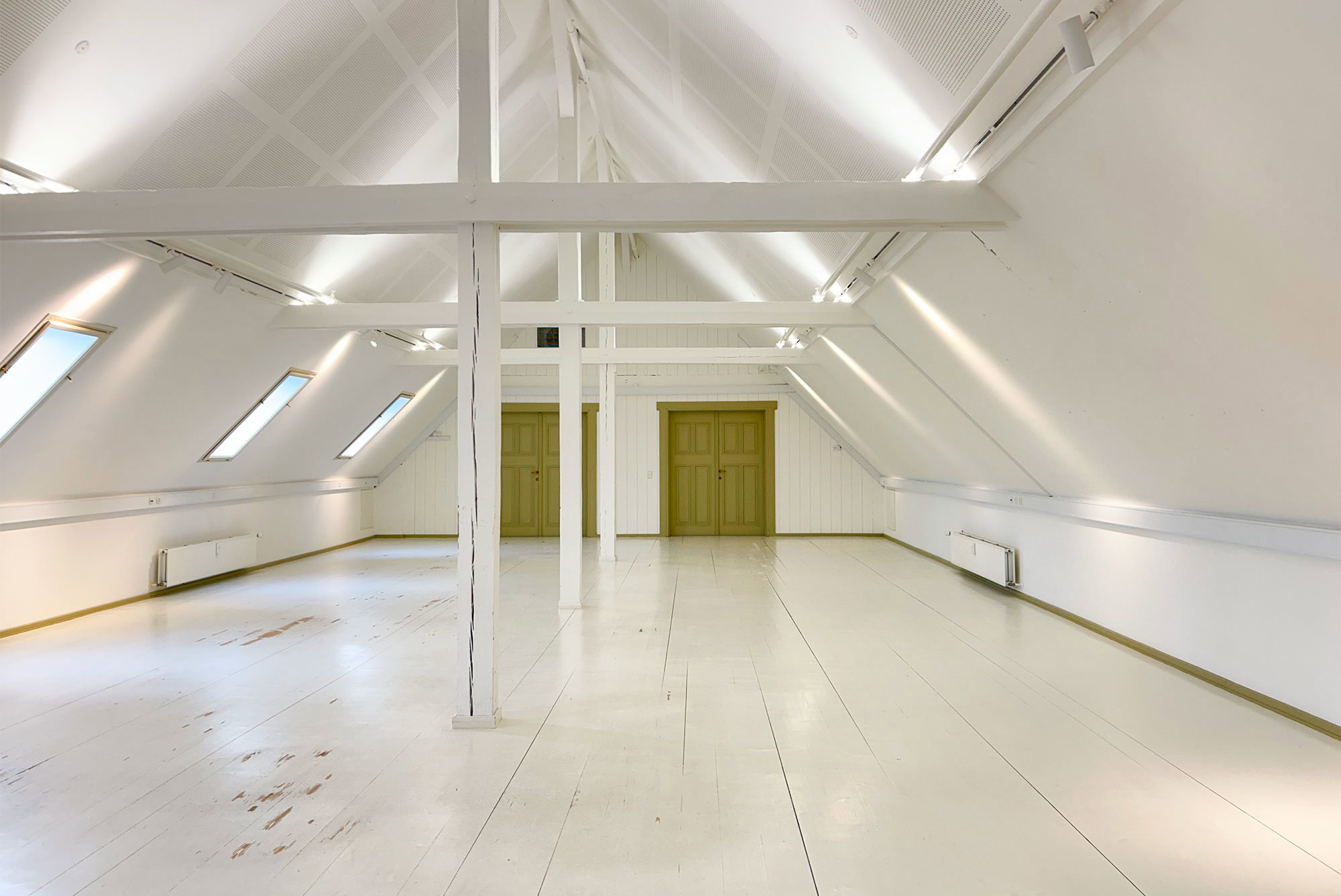 Hack Kampmanns Plads 1-3, 2 th. + 3., 8000 Aarhus C