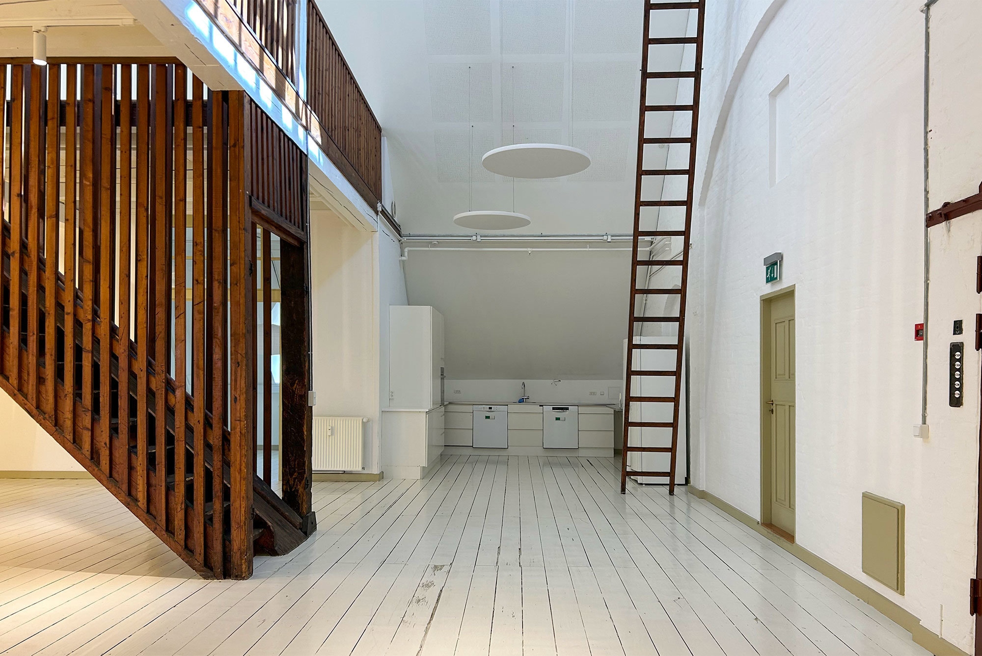 Hack Kampmanns Plads 1-3, 2 th. + 3., 8000 Aarhus C