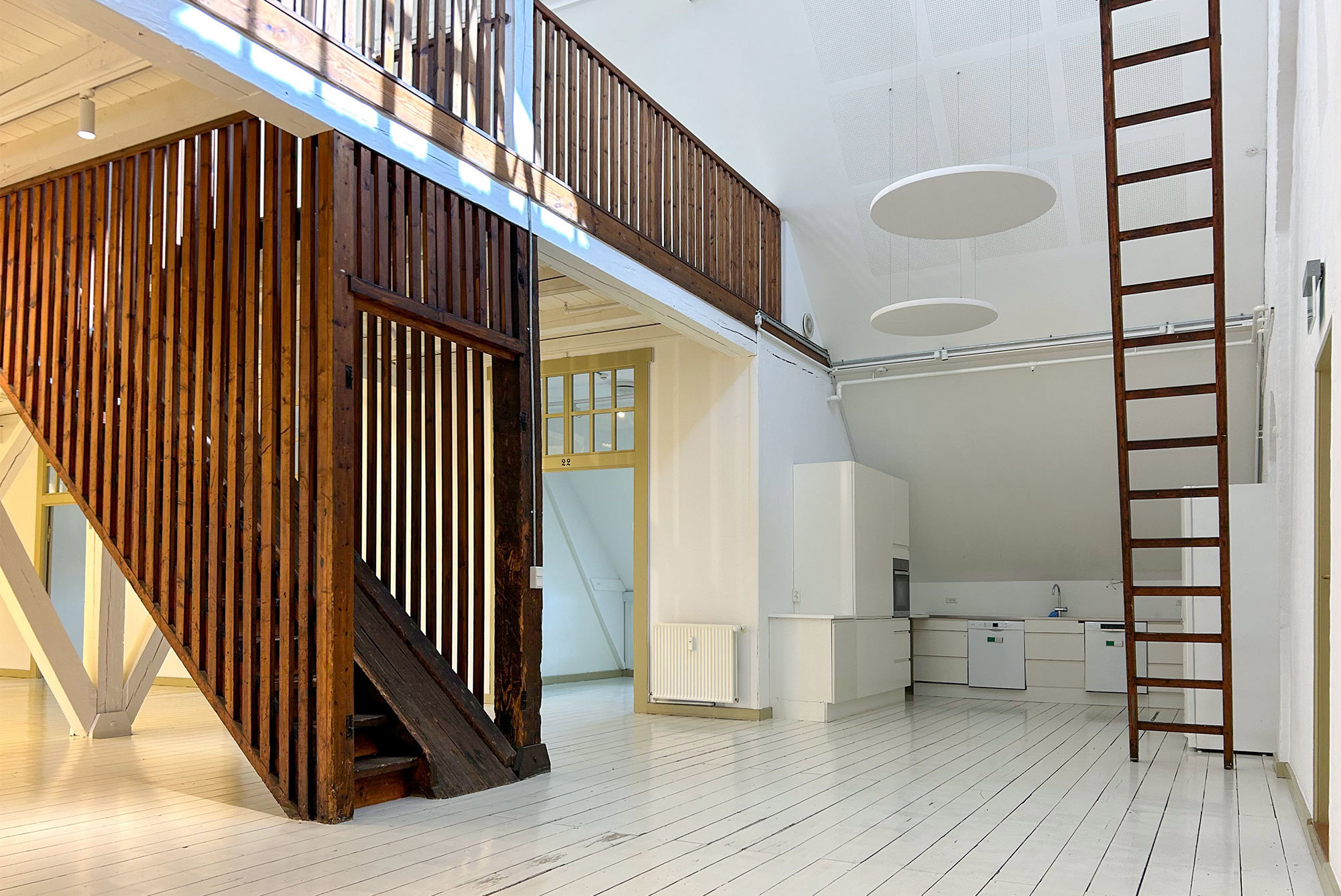 Hack Kampmanns Plads 1-3, 2 th. + 3., 8000 Aarhus C