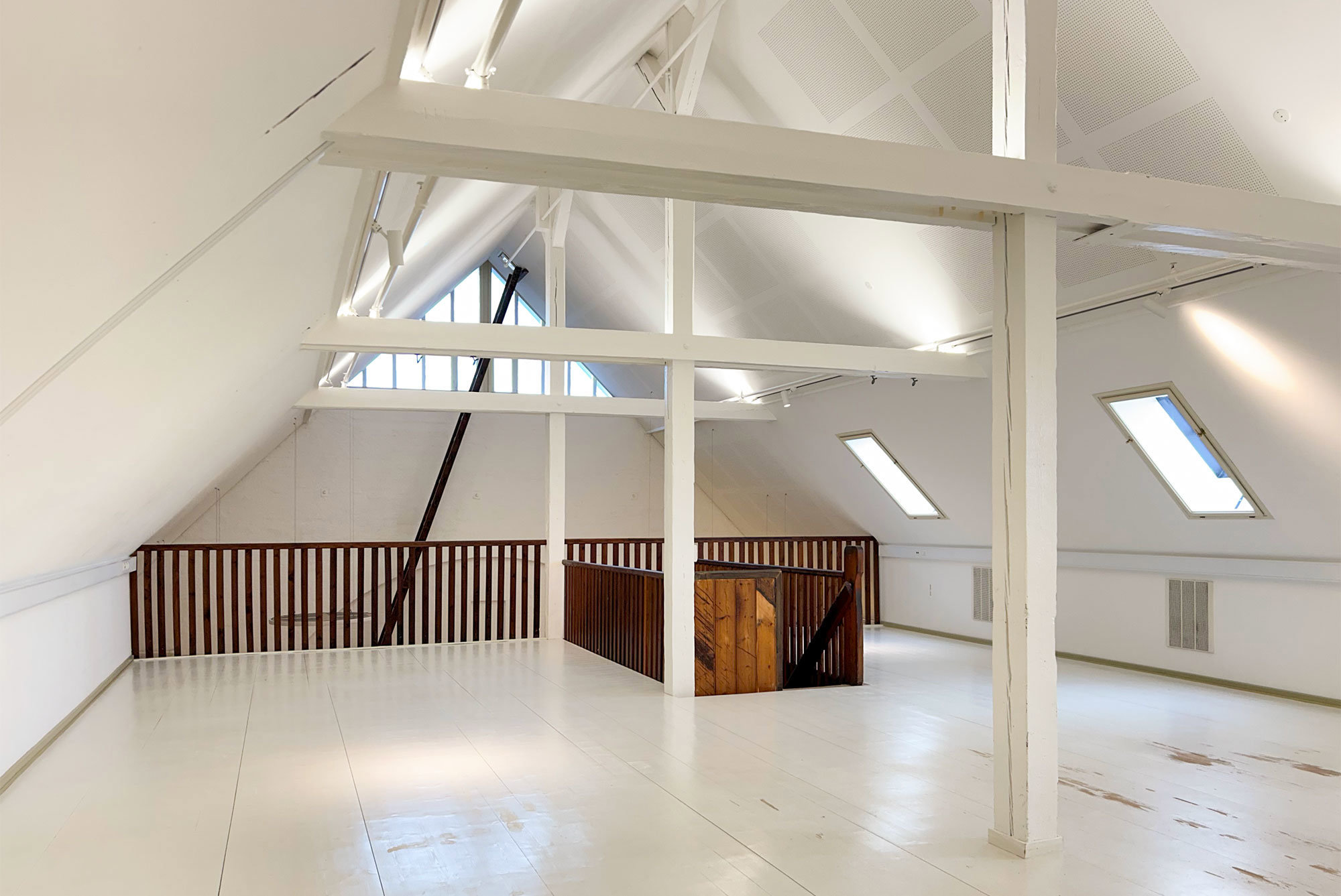 Hack Kampmanns Plads 1-3, 2 th. + 3., 8000 Aarhus C