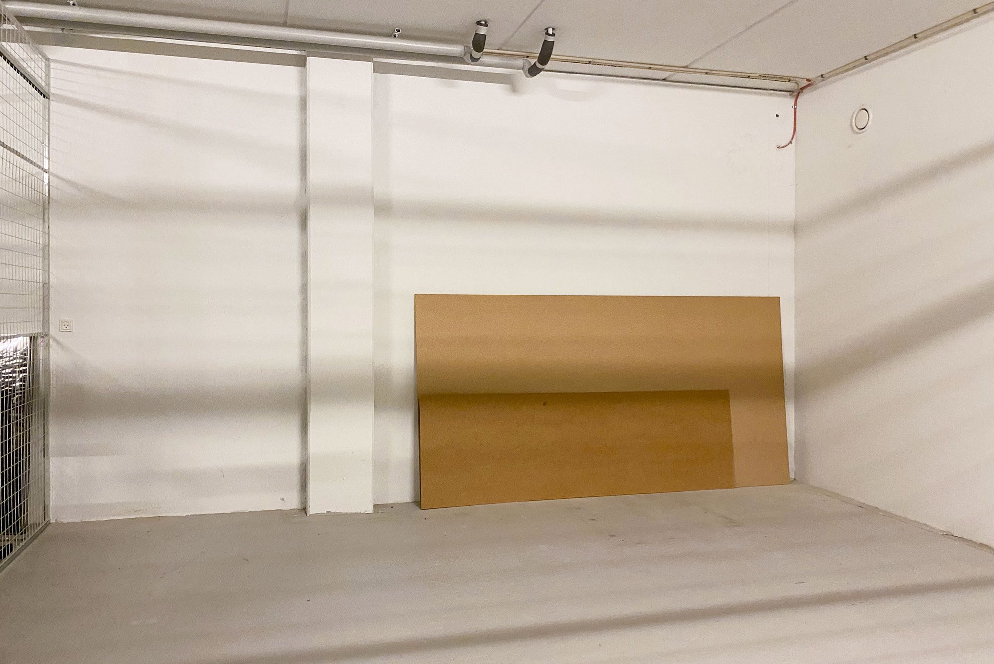 Kælderlokale udbydes til leje