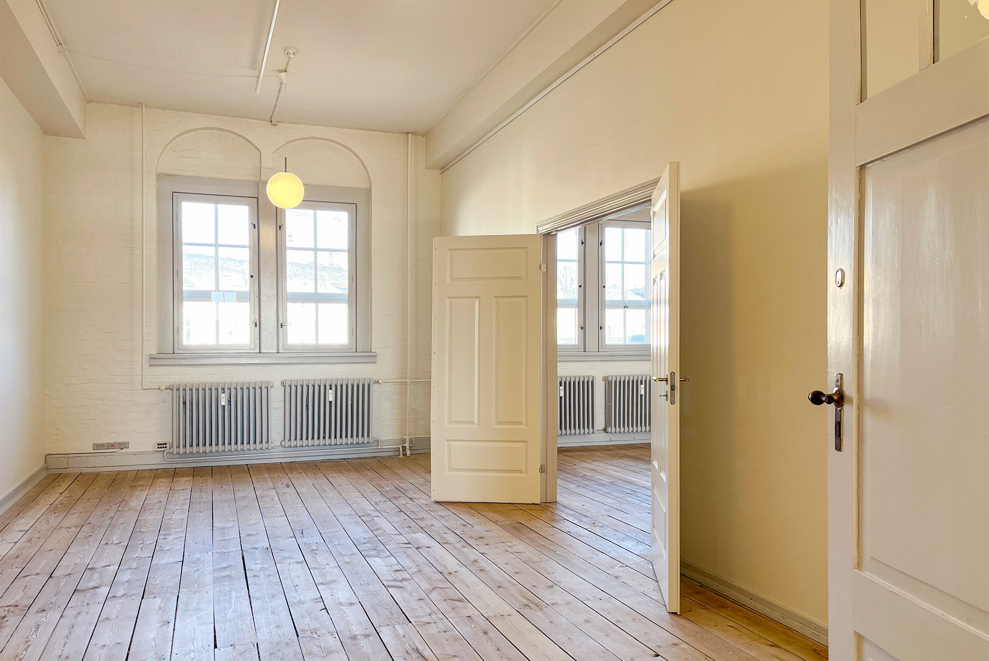 Hack Kampmanns Plads 1-3, 1. th., 8000 Aarhus C