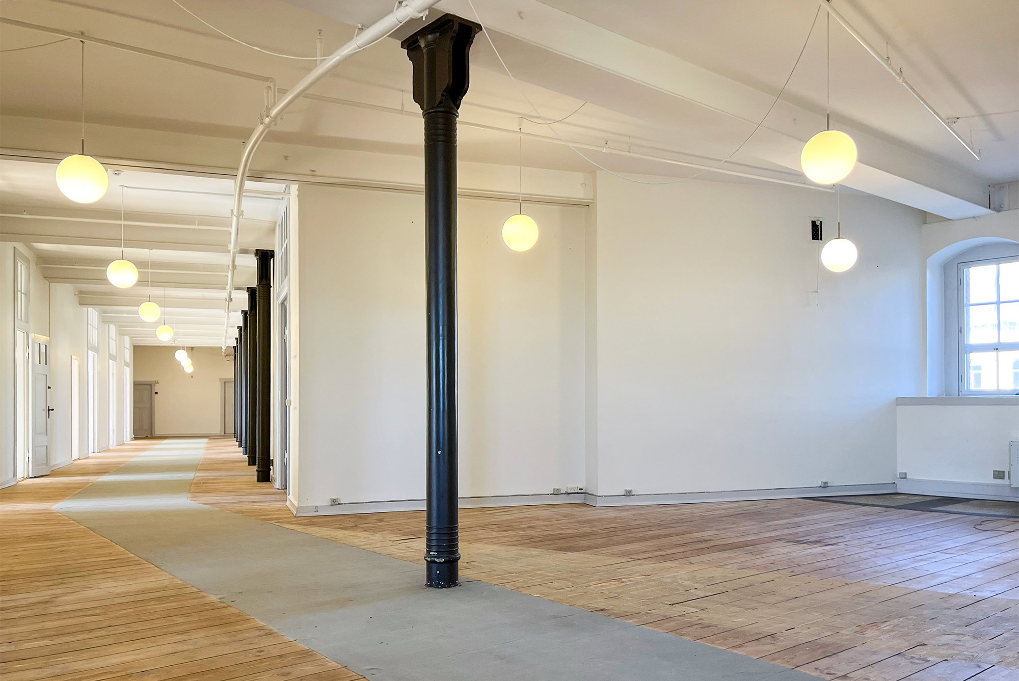 Hack Kampmanns Plads 1-3, 1. th., 8000 Aarhus C