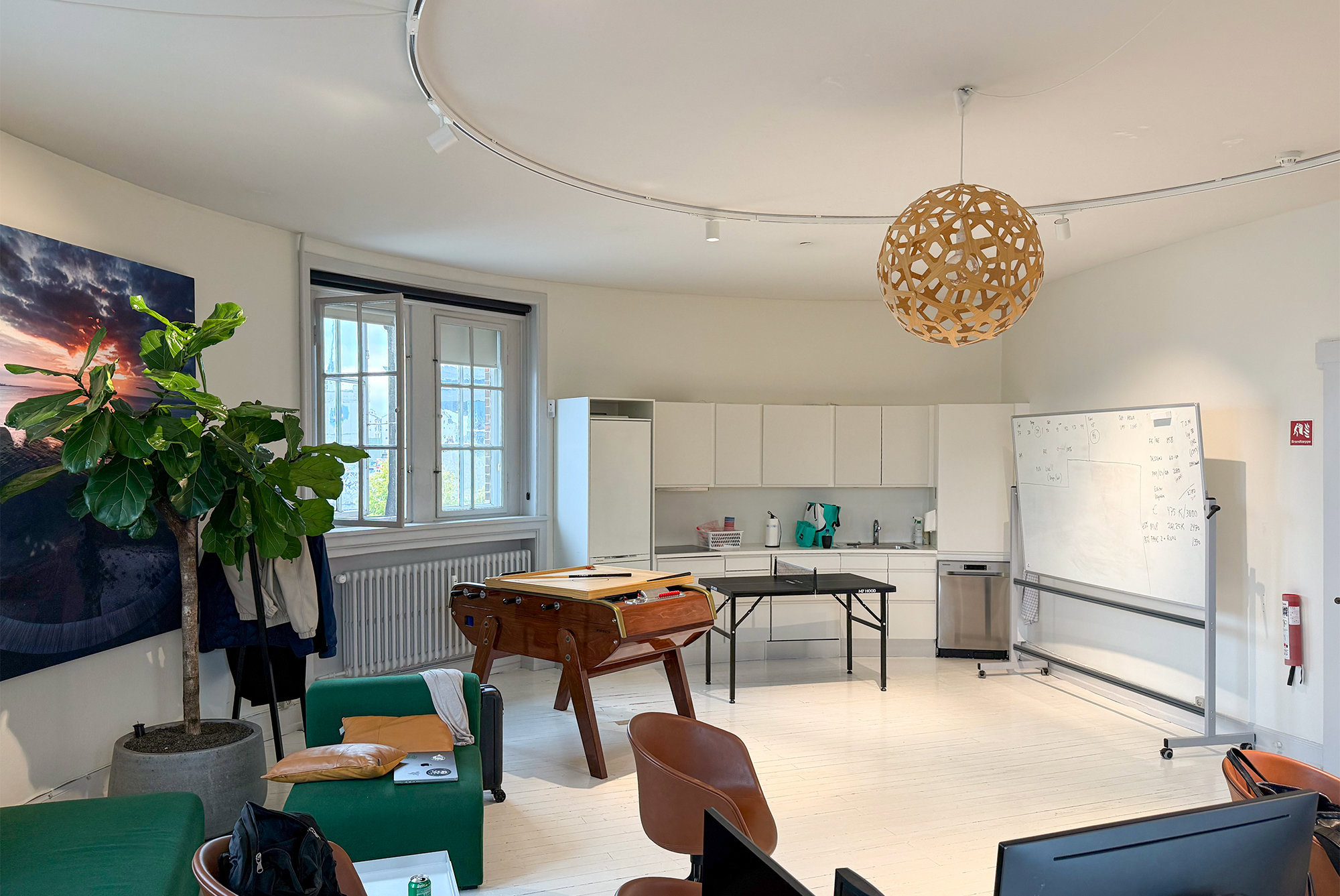 Hack Kampmanns Plads 1-3, 1. mf., 8000 Aarhus C