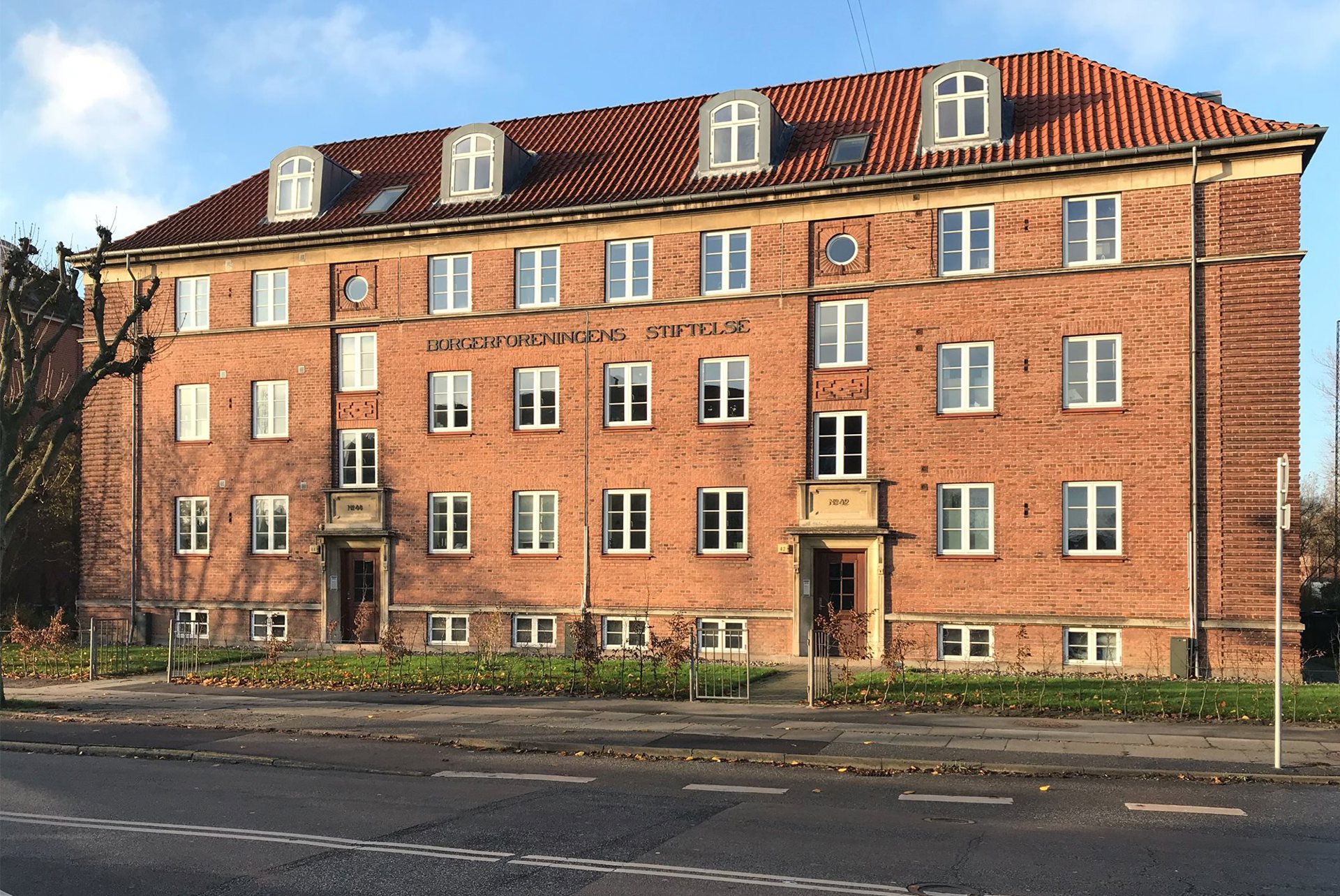 2 værelses lejlighed i charmerende ejendom på Frederiksbjerg
